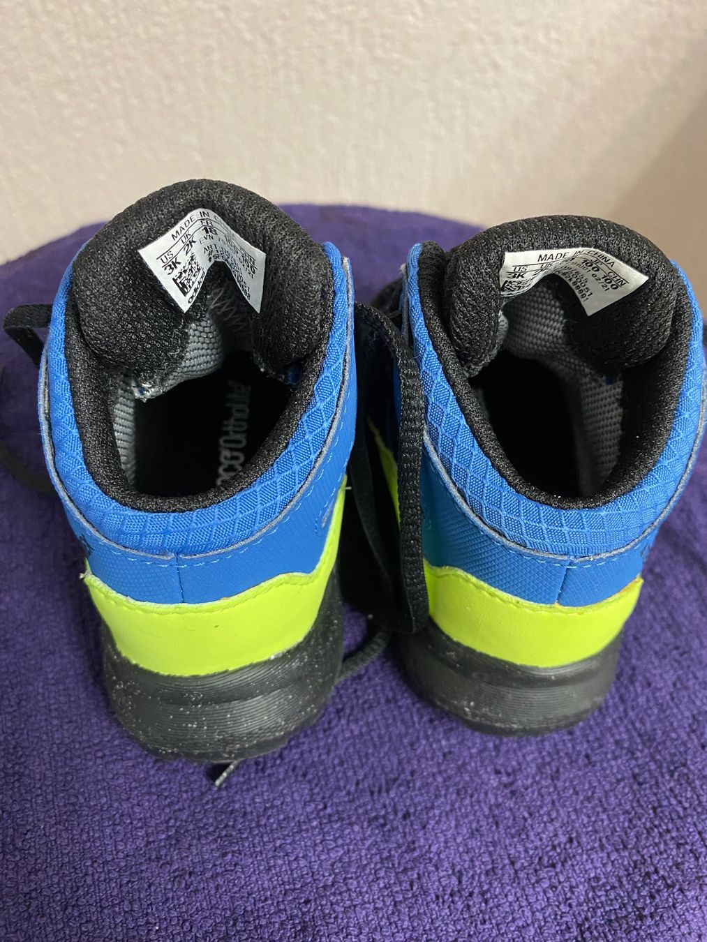 Adidas Chaussures garçon: Kinderwanderschuhe Adidas – D'occasion à Malters par Max.Cristina 3