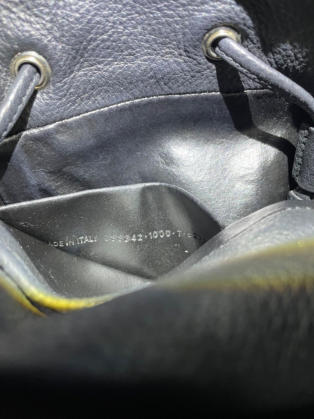 Balenciaga Borse da donna: Balenciaga  Bucket Bag – Nuovo (secondo la descrizione) da Taverne venduto da Monica80 2