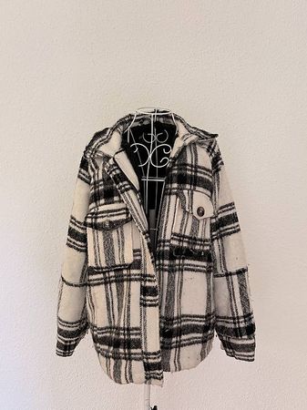 Flauschige Overshirt-/Hemdjacke von New Yorker in Größe M 🤍