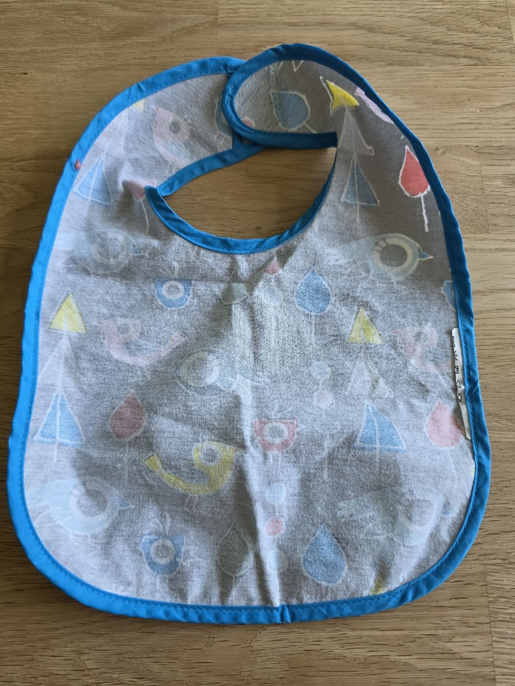 Pasti del neonato: 2 Baby Lätzchen Set hell Smafolk – Usato da Bergdietikon venduto da Staphylococcus 5
