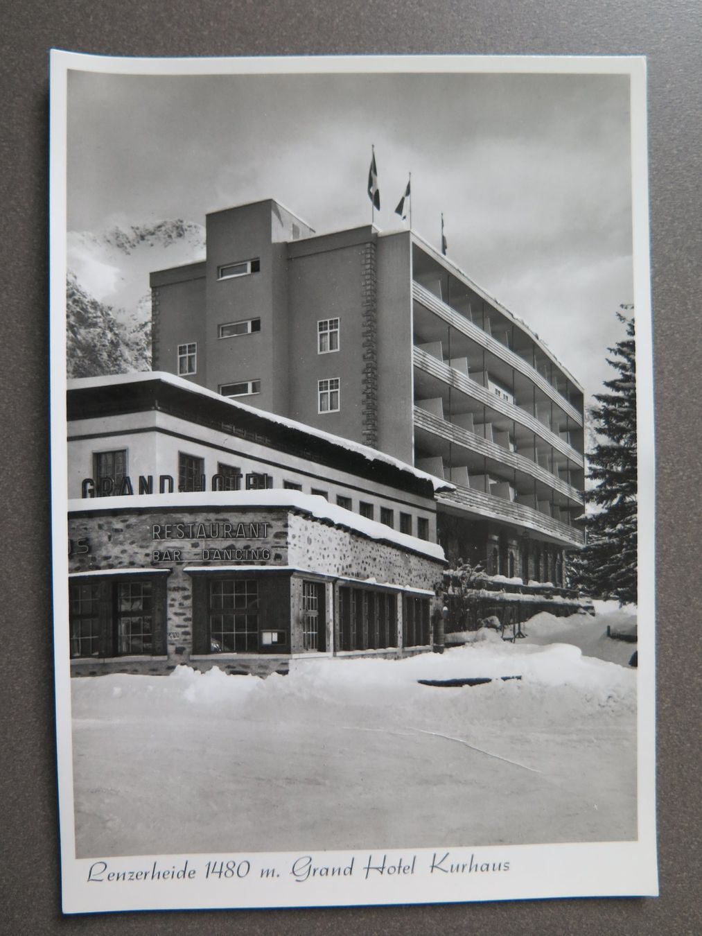 Cartoline postali: LENZERHEIDE - GRAND HOTEL KURHAUS – Usato da Wittenbach venduto da lipasal