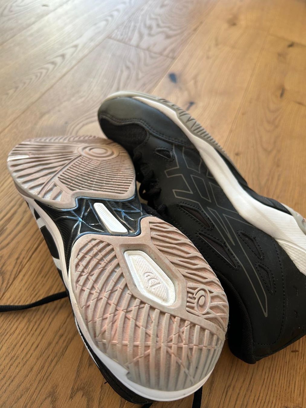 Herrenschuhe: Asics Gel Rocket 11 – Gebraucht aus Chêne-Bourg von JKLN 2