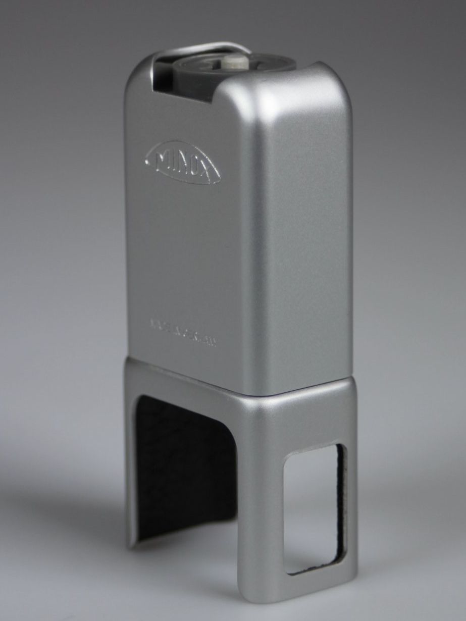 Minox Fotocamera: Minox Flash Model B mit Etui – Usato da Basel venduto da IRMAundFRED 1