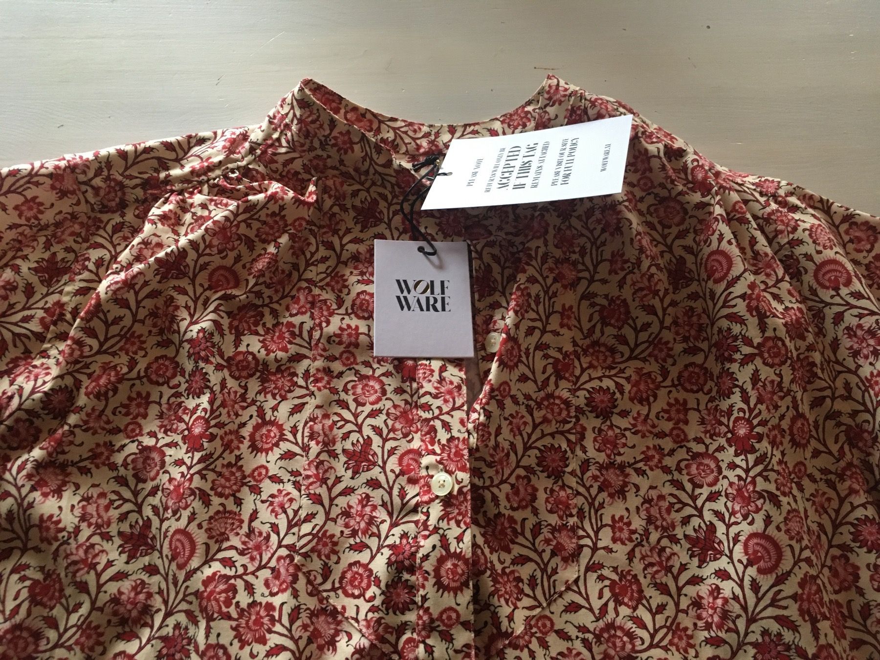 Chemisiers: Bluse von Wolfware Amsterdam, Grösse S – Neuf avec emballage d'origine à Dallenwil par KathiHanna 6
