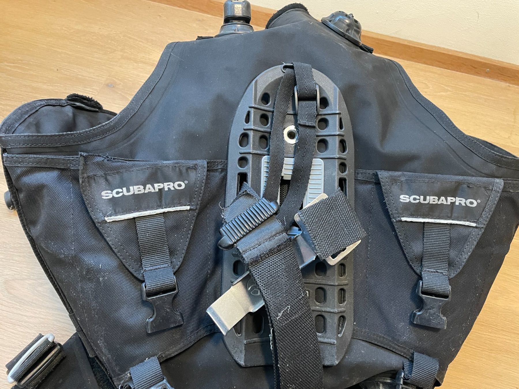 Bombole da sub: Jacket Scubapro inkl. Bleitaschen – Usato da Kirchberg SG venduto da Diveii 2