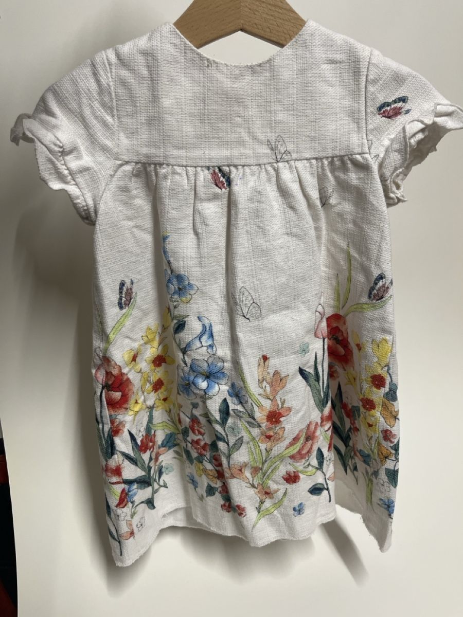 Zara Robes et jupes: Schönes Sommerkleid Gr. 92 – D'occasion à Muttenz par Mi_iji