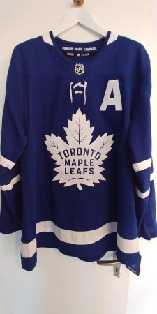 Maillot de hockey signé Matthews