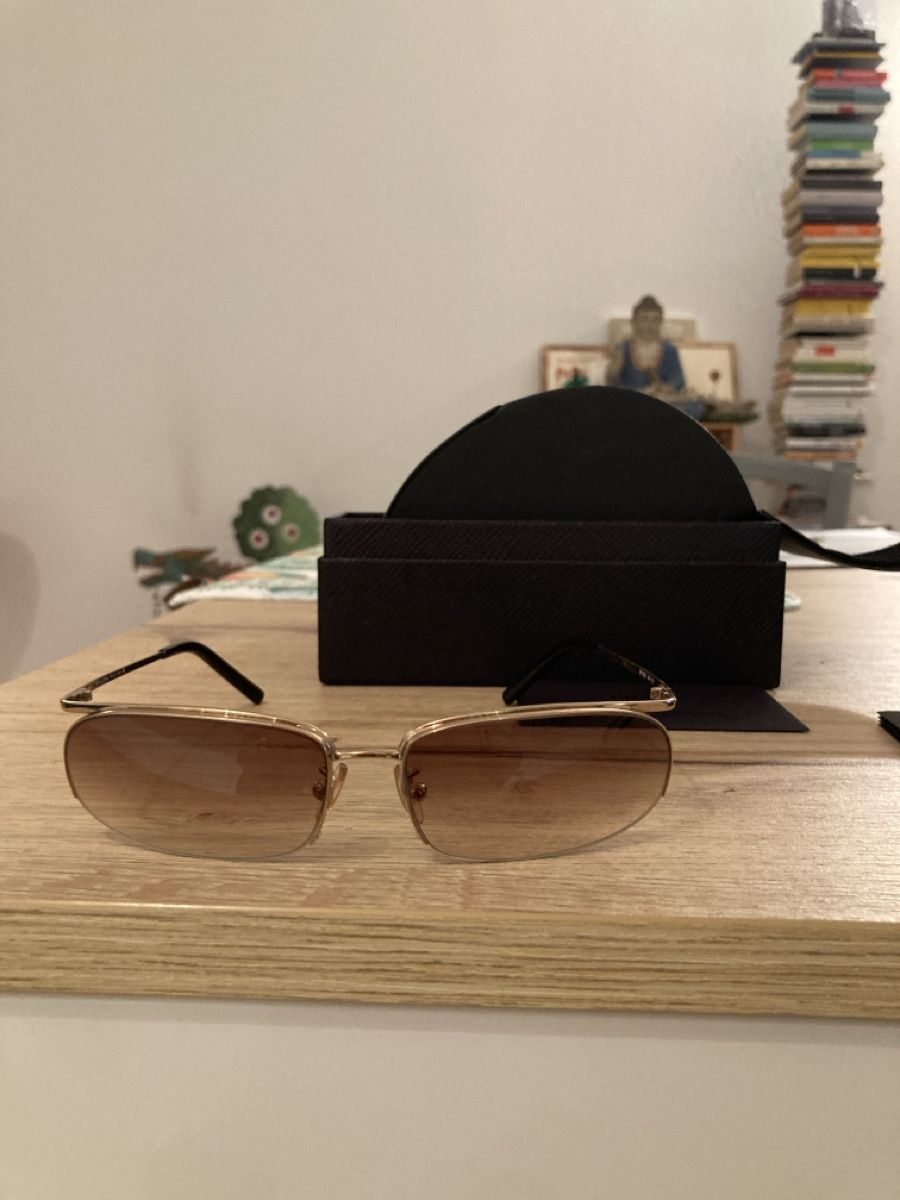 Prada Brillen & Gläser: Occhiali da sole Prada originali – Gebraucht aus lugano von Orsetta 4