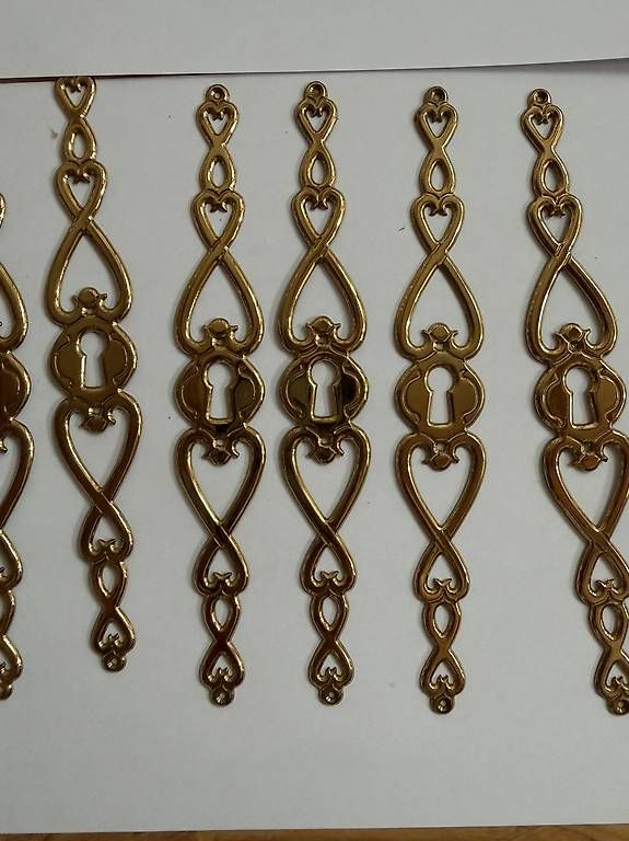 Ferramenta: ferramenta decorativa per mobili e porte – Usato da Cugnasco venduto da pas_6krv 3