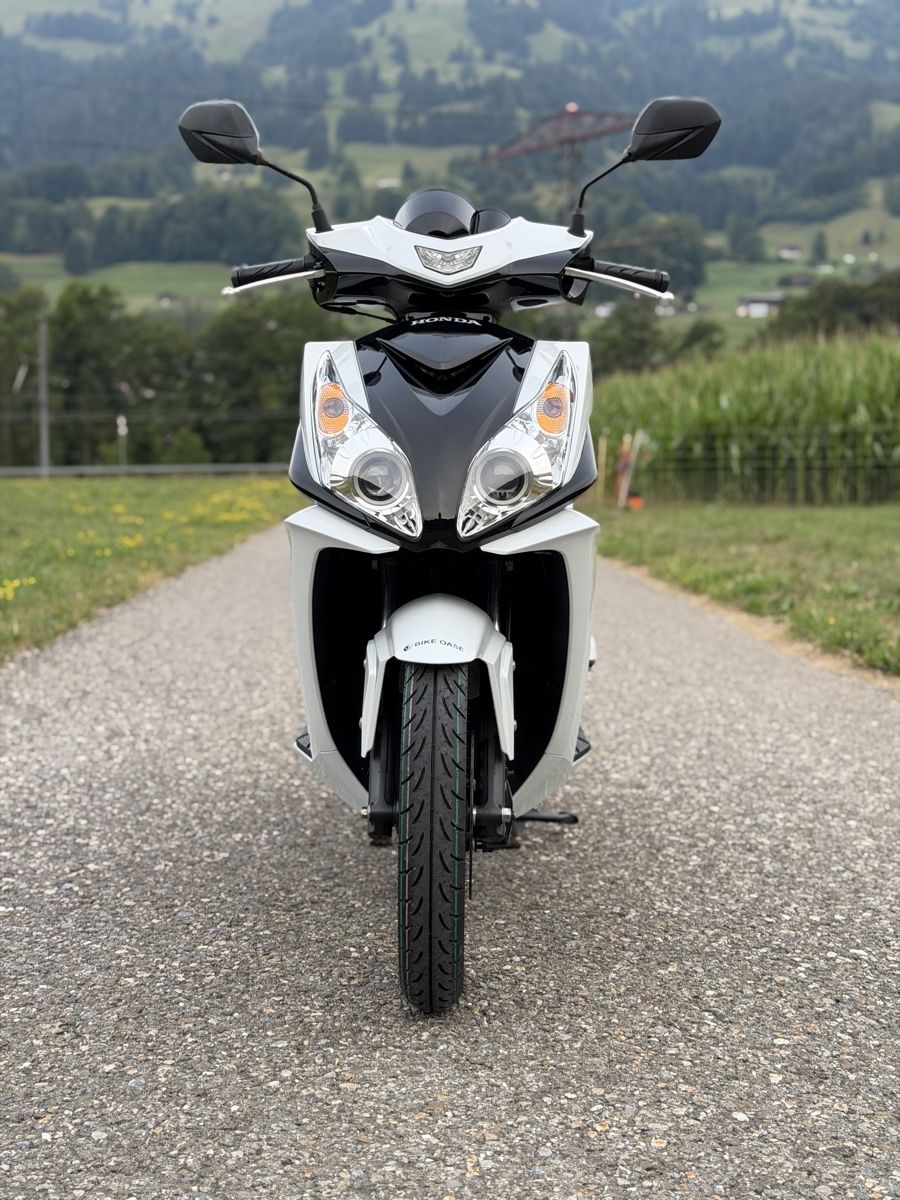 Honda Scooter: Honda NSC50 T2 Roller – Usato da Wengi b. Frutigen venduto da Mxrmet 9