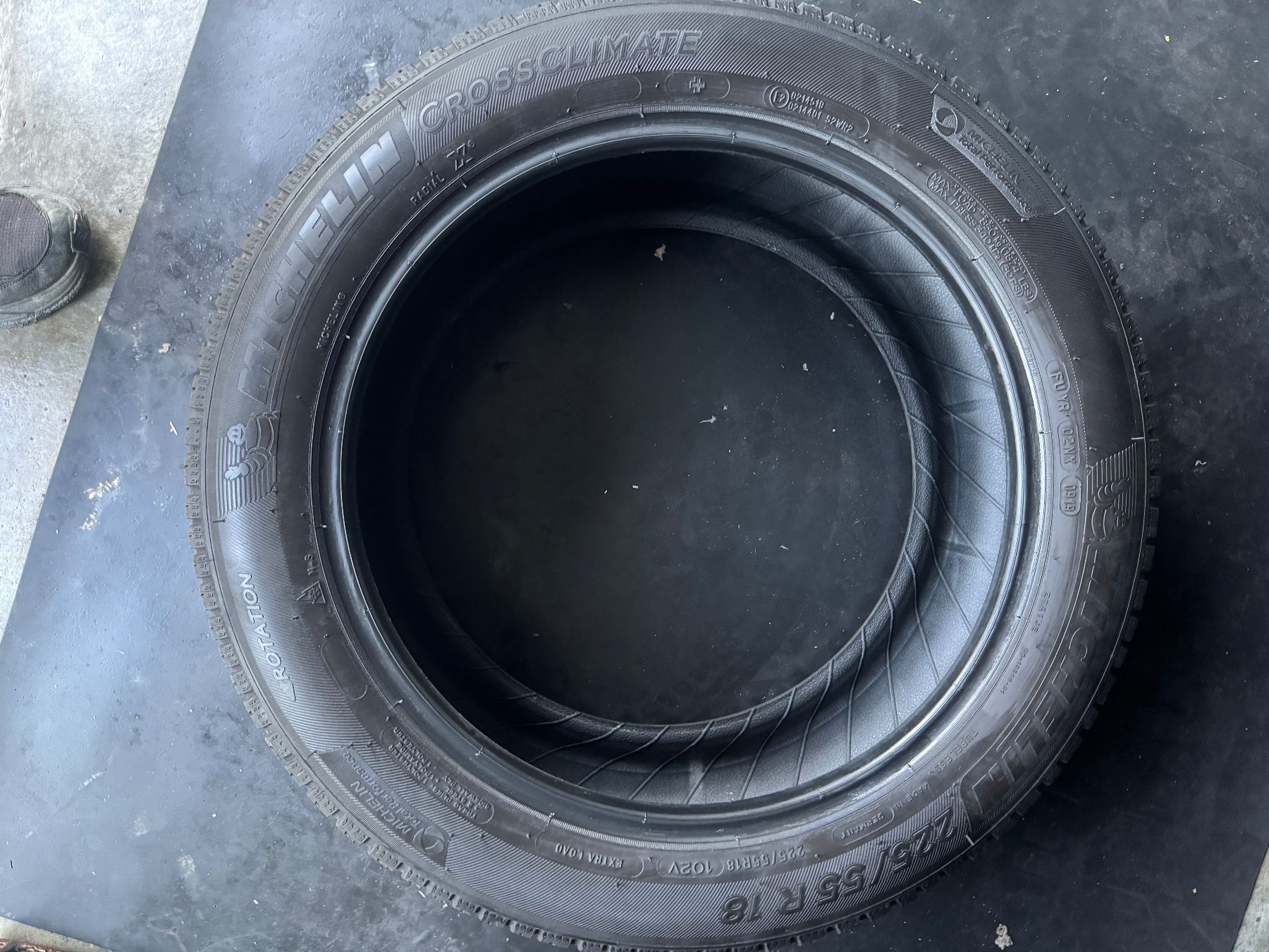Michelin Pneus & Roues: 225/55R18 – D'occasion à Widen par Dinero02 2
