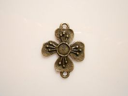 1 Stk. Blume Messing Schmuckanhänger/-Teil.Twint:Ja.