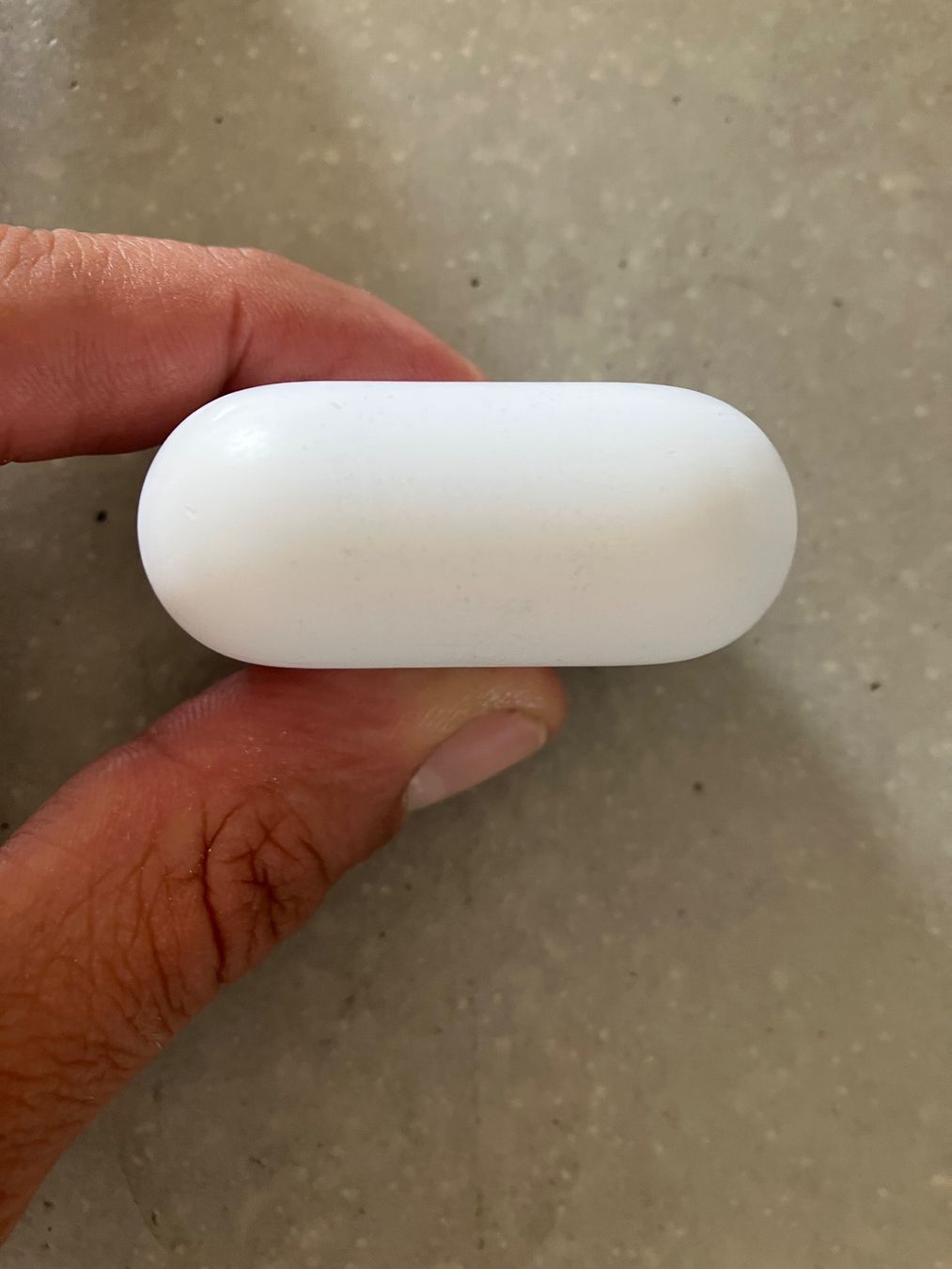 Apple Casques audio: APPLE AIRPODS 4 CASE ANC – D'occasion à Lausanne par mr.v 5