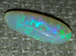 Australischer Flashfire Kristall Opal 1.57ct