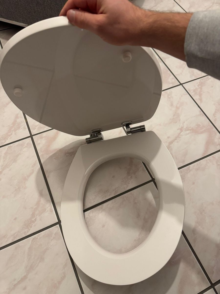 WC: OBI WC Sitz Samaria NEU NIE benutzt – Nuovo (secondo la descrizione) da Sementina venduto da RiccardoCo 1