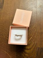 Glambou Ring mit Zirkonia Steinen, neuwertig, Grösse 54.
