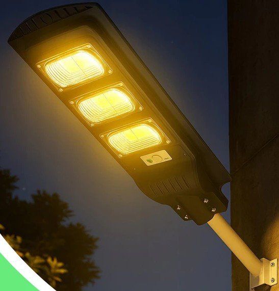 Lampade: SOLAR STRASSENLAMPE 240W LED / DÄMMERUNGS- + BEWEGUNGSSENSOR – Nuovo e nell'imballaggio originale da St. Gallen venduto da schnaeppchen-preise 2
