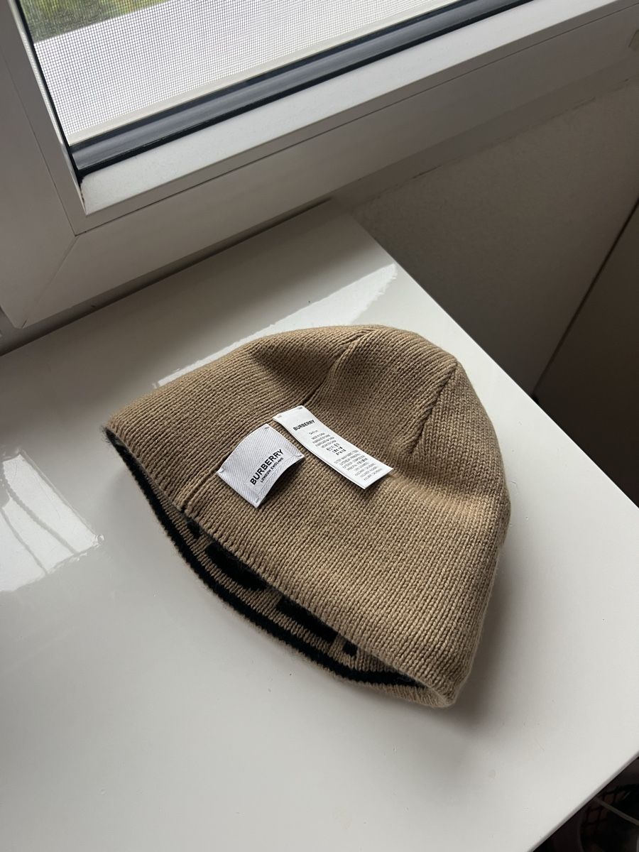 Burberry Copricapi, berretti & cappellini: Burberry Cashmere Beanie, Camel/ Logo – Nuovo (secondo la descrizione) da Niederlenz venduto da CXClouds 3