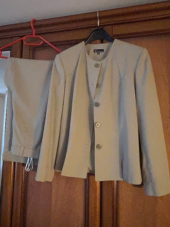 Completi & Tailleur: Blazer set 2 teilig – Usato da Frauenfeld venduto da anaul_2000