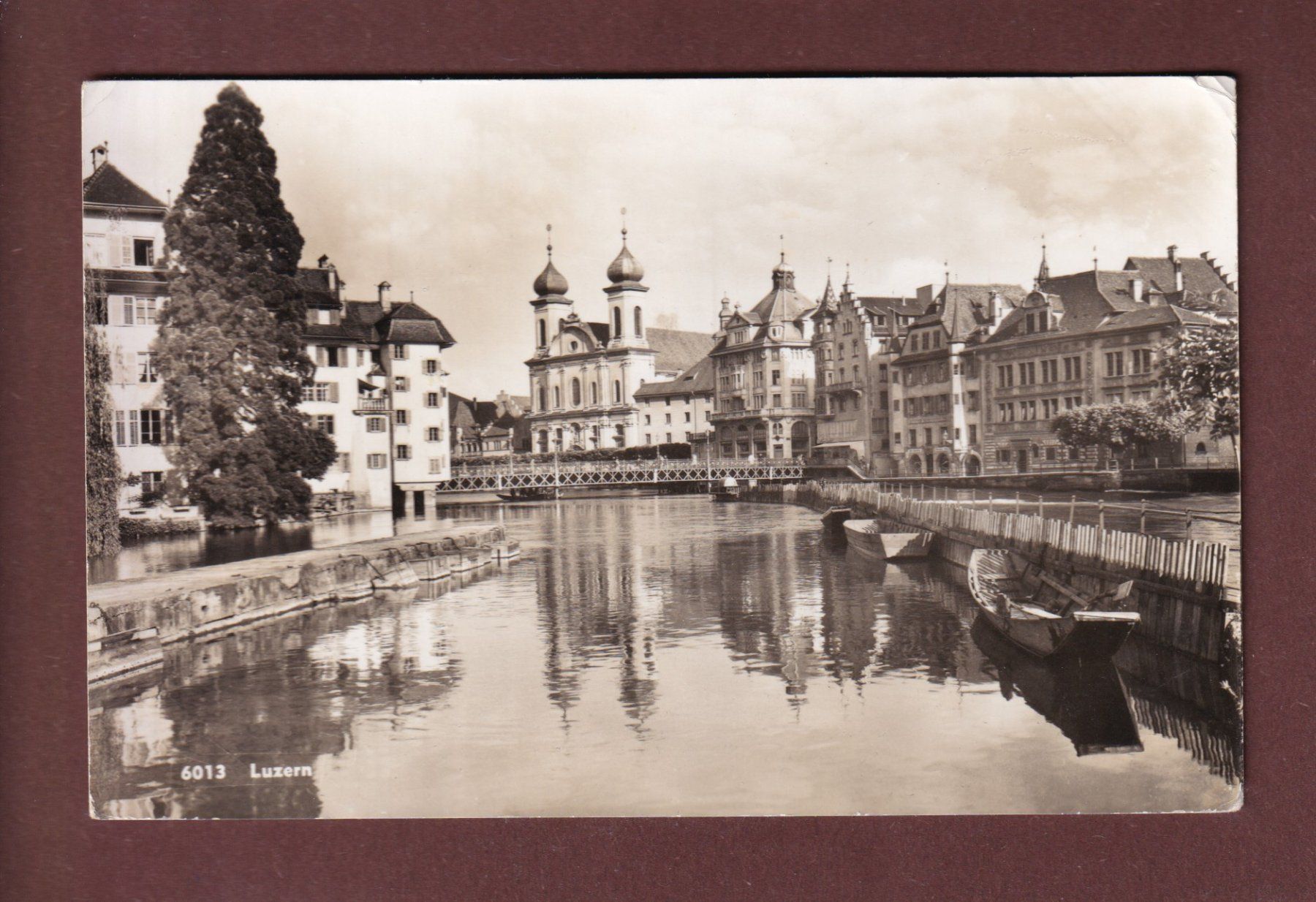 Cartoline postali: LUZERN - Teil mit Jesuitenkirche – Usato da Pully venduto da nicecards-shop