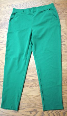 Tolle bequeme Hose grün elastischer Bund