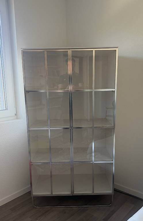 Vetrine: Ligne Roset Vitrine / Schaufenster – Usato da Rickenbach Sulz venduto da and_5wjk 1