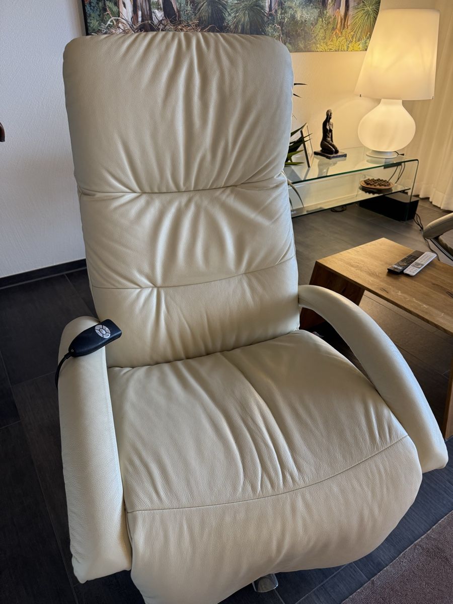 Strässle Poltrone: Strässle Relaxsessel HAIKO – Usato da Stäfa venduto da magnes03 1