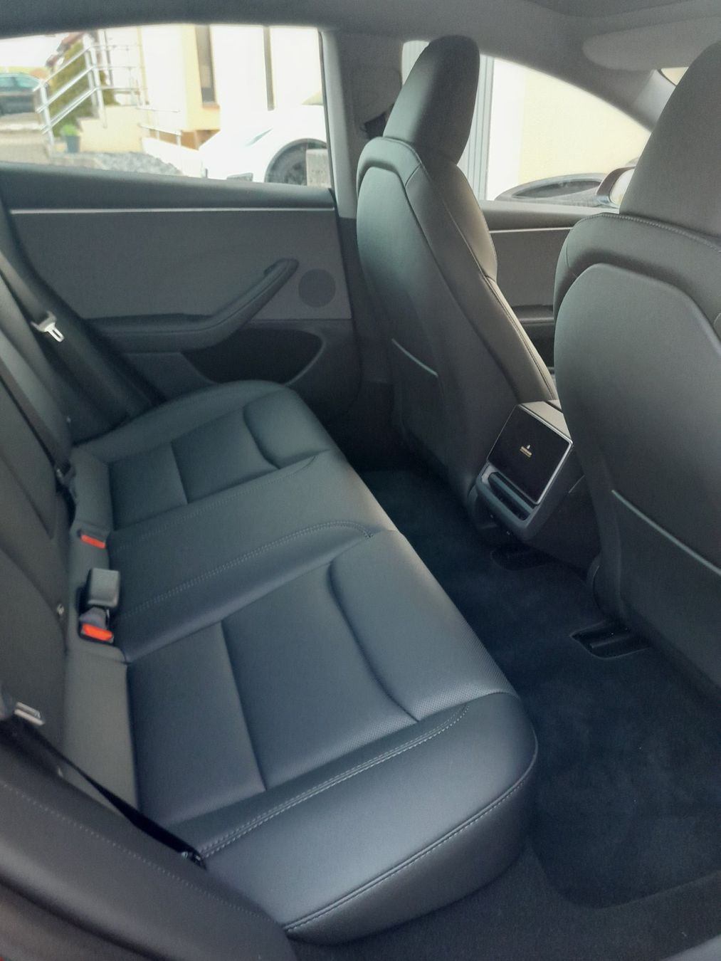Tesla Automobili: Tesla Model 3 Propulsion Highland Rouge Version limitée – Nuovo (secondo la descrizione) da Schwarzsee venduto da lorenzo_di_martino 9