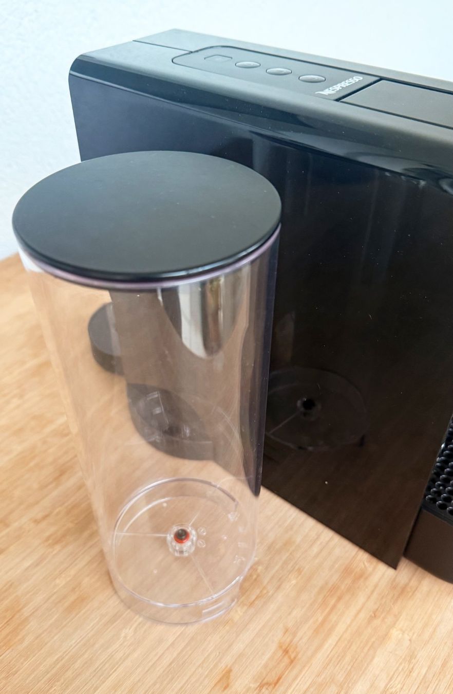 Krups Macchine per caffè & Macchine per espresso: Krups Nespresso Kaffeemaschine – Usato da Attinghausen venduto da 77M. 4
