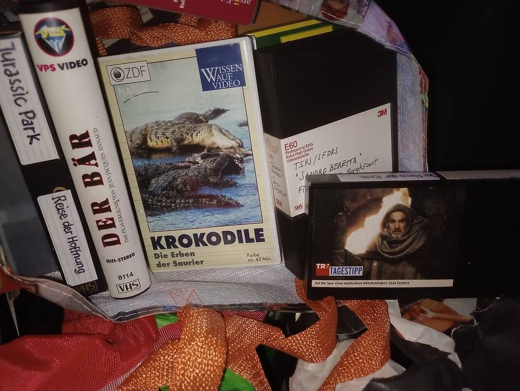 Alle VHS: VHS-Kassetten – Gebraucht aus Zürich von DonikaI 2