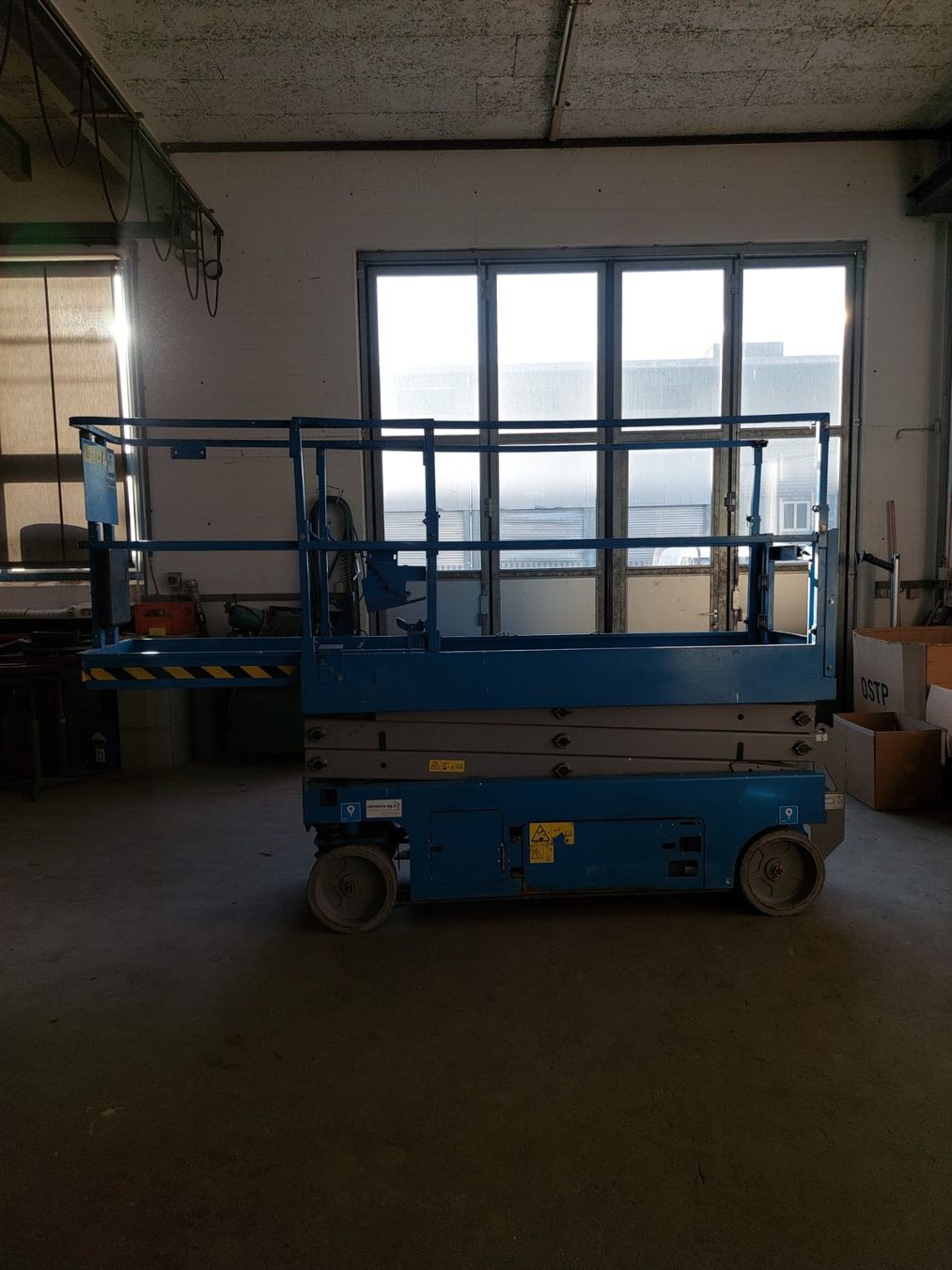 Piattaforme elevatrici & Crick: Hebebühne GENIE GS 2032 – Usato da Affeltrangen venduto da ChromixAG