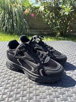 Baskets noires neuves 38