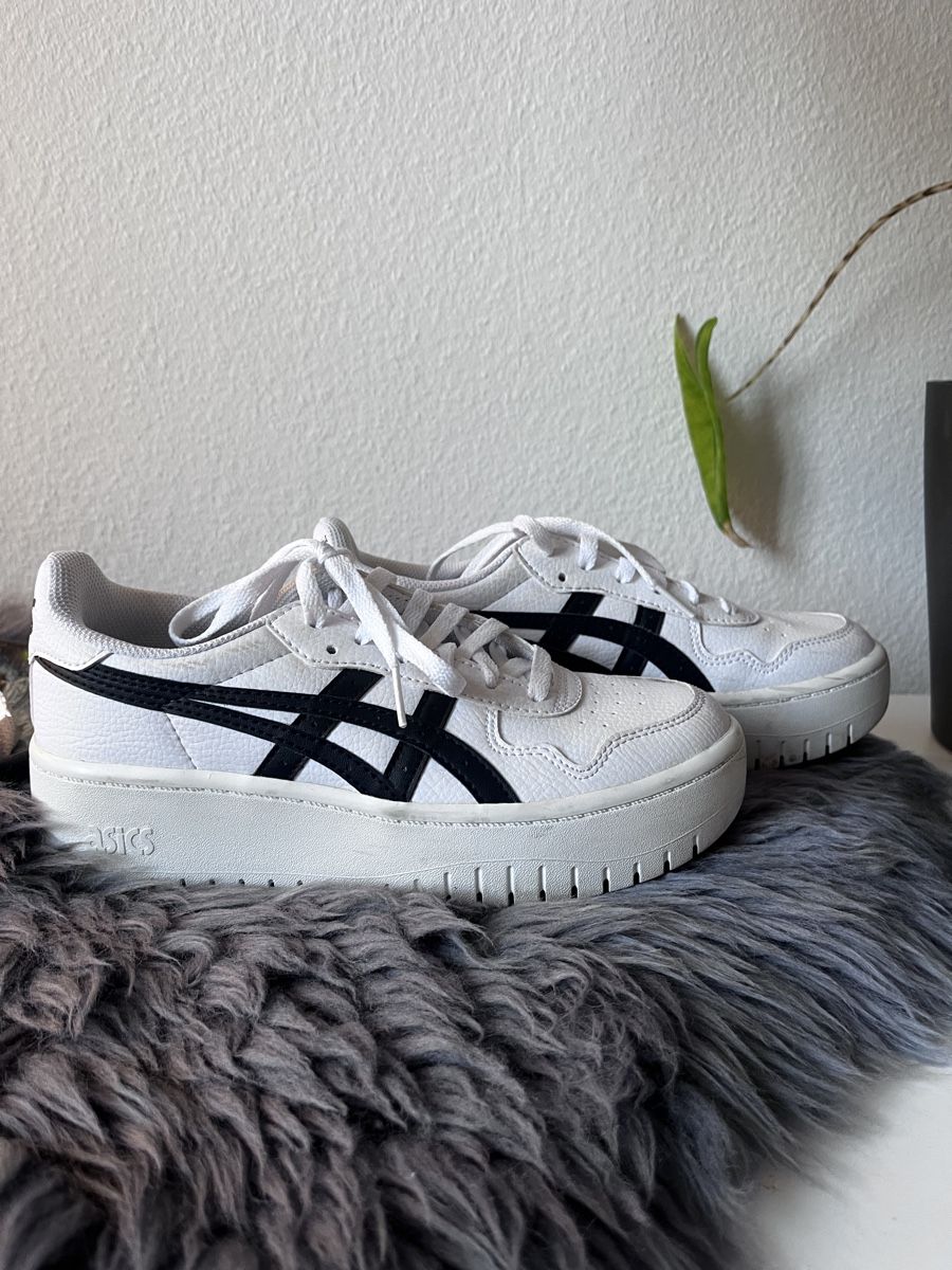 Asics Damenschuhe: ASICS - Japans S PF - sneaker low, white/black – Gebraucht aus Zürich von a.b.2025