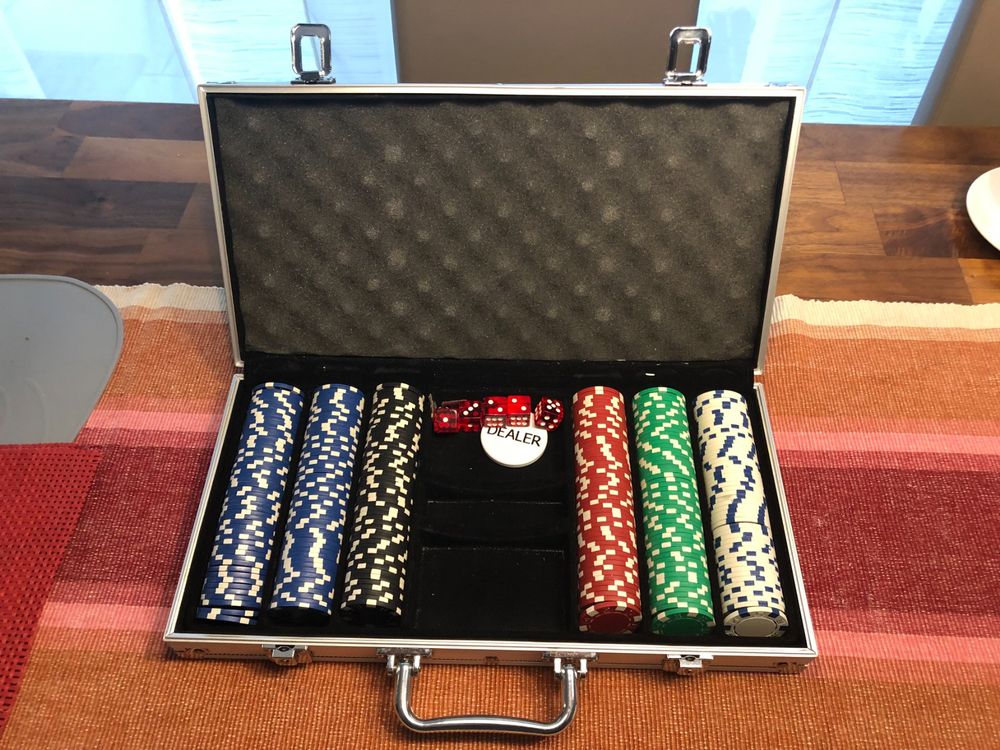 Pro Pokerkoffer, 300 chips online kopen? | Lobbes Speelgoed