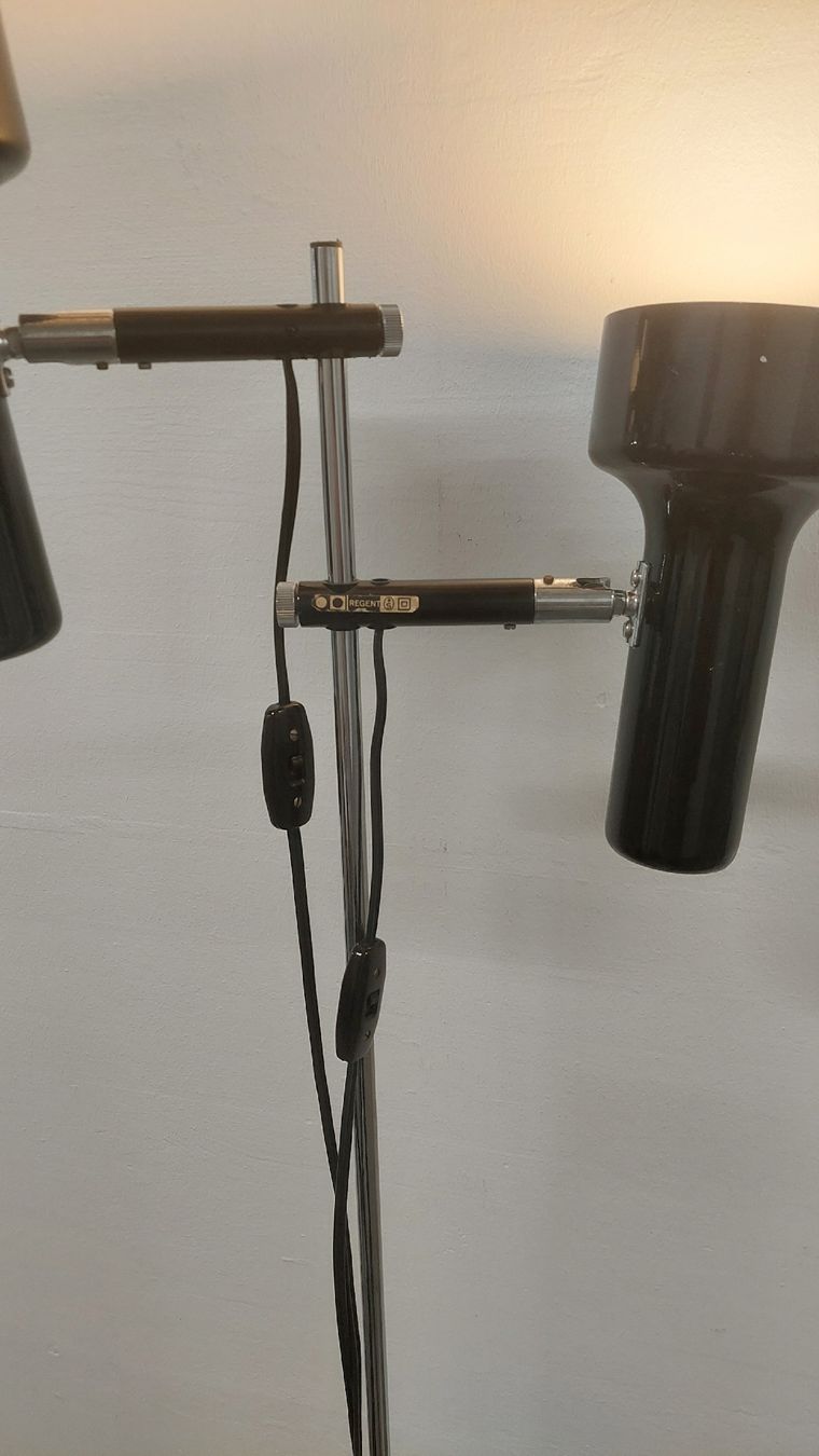 Regent Lampen: Regent Retro Ständerlampe mit 2x E27 Gewinde – Gebraucht aus Arisdorf von GoodJoice 2