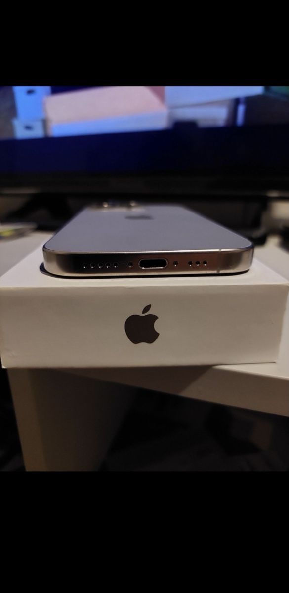 Apple Telefoni cellulari / Smartphones: Iphone 16 Pro 128 GB – Nuovo (secondo la descrizione) da nebikon venduto da Marco2303 2