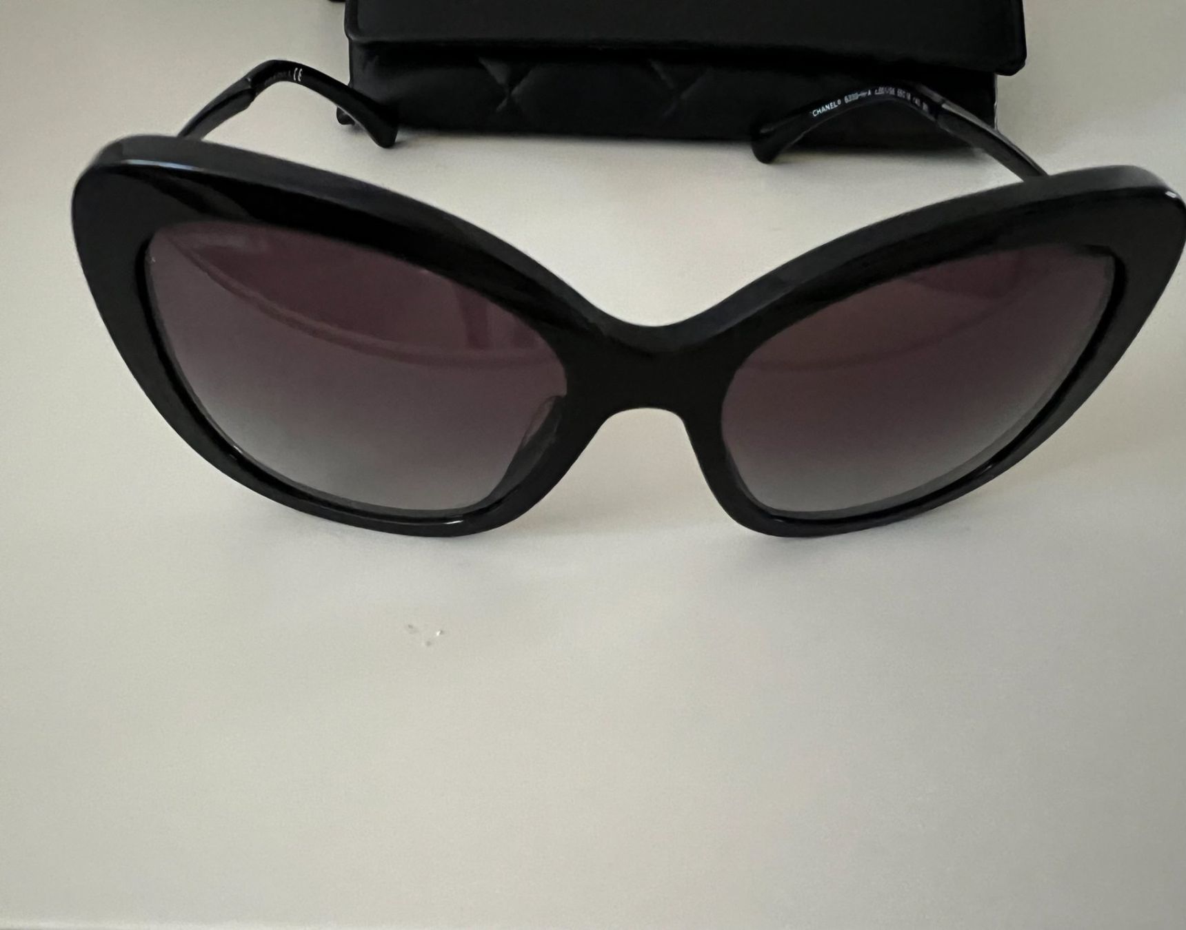 Chanel Occhiali & Lenti: Chanel Sunglasses – Usato da Tannay venduto da closet 3