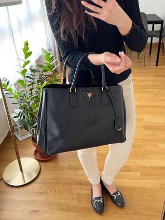 Prada Galleria black