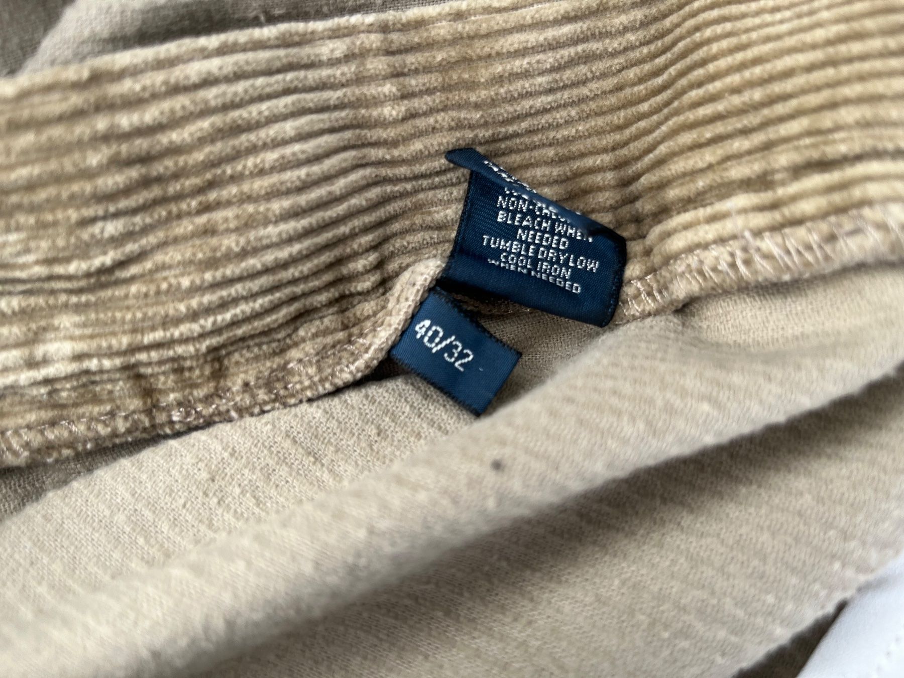 Ralph Lauren Pantaloni: Vintage Ralph Lauren Hose 40 ab 1.- – Usato da Bottmingen venduto da Puffsack 2
