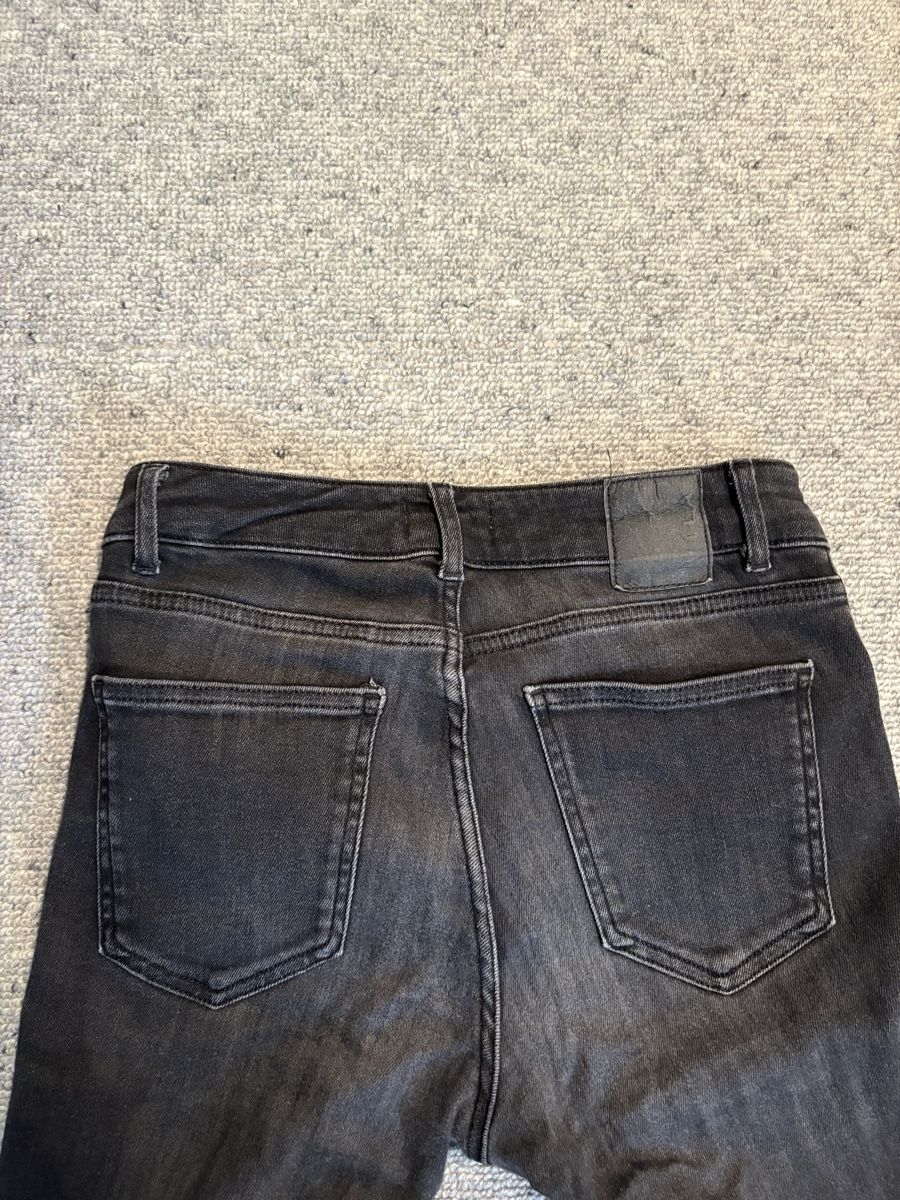 Jeans: Vila Jeans Grau Dunkel Grösse M  – Usato da Ebertswil venduto da shushuj 2