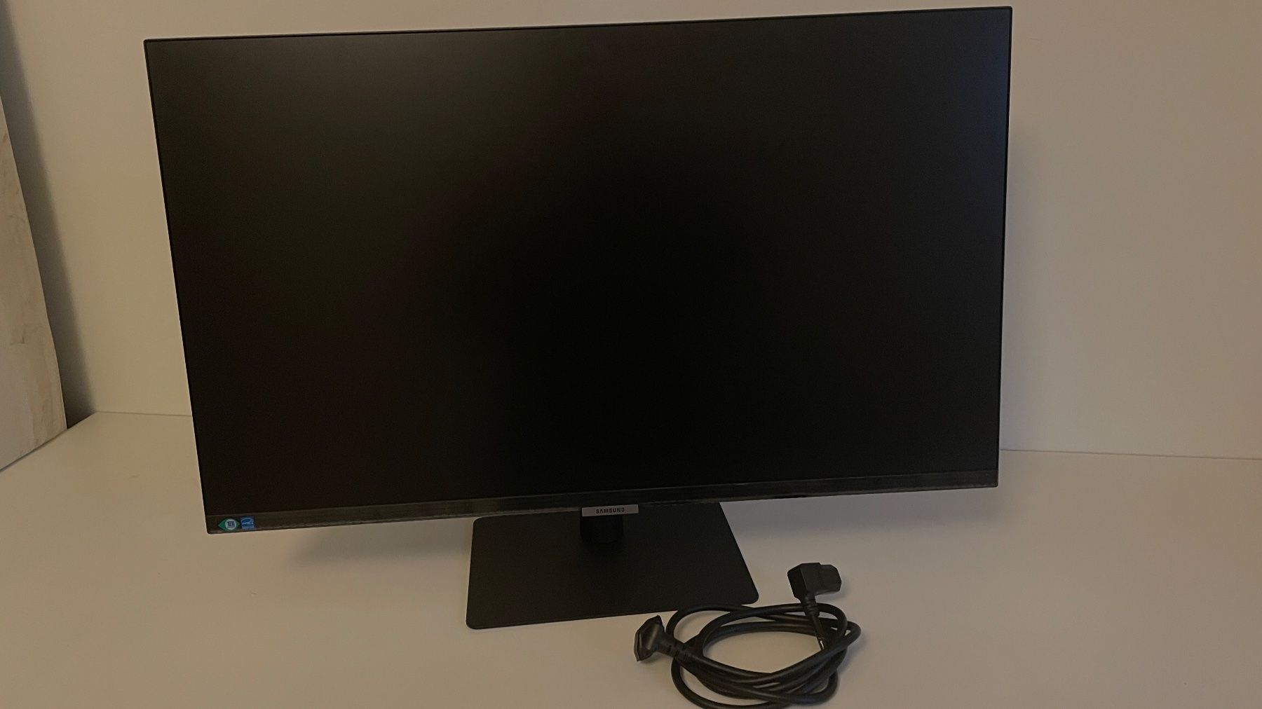 Samsung Ecrans: Samsung Bildschirm S27A600UUU – D'occasion à Basel par chev_chief_chelios