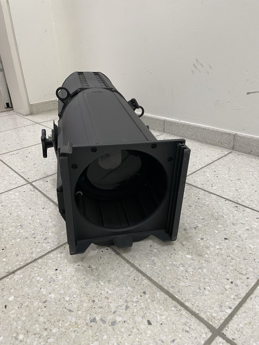 Lampade: Scheinwerfer Selecon 1200W – Usato da Hittnau venduto da pianokeller 4