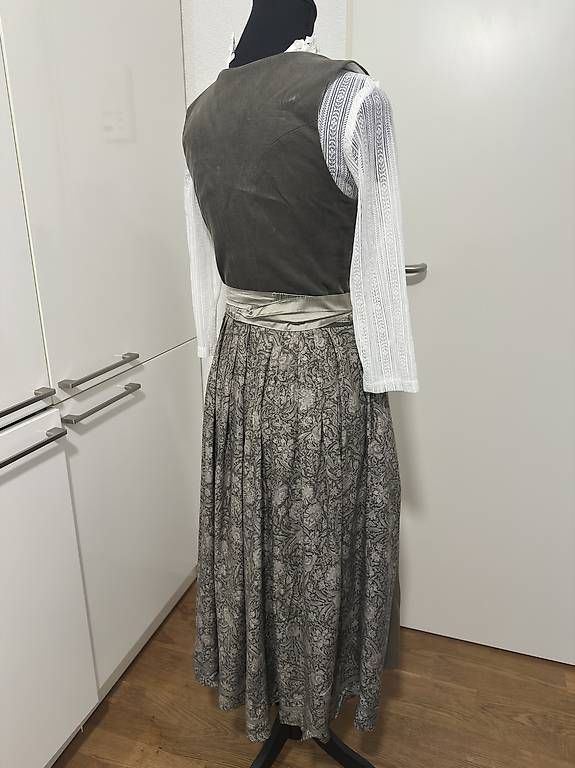 Robes: Dirndl 34 Berwin&Wolff Wildseide – D'occasion à Zürich par zueri_c 2