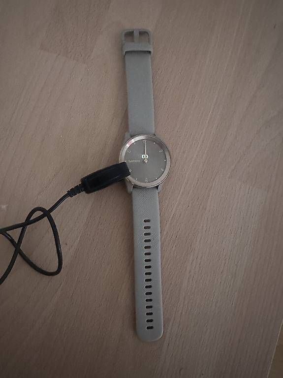Smartwatch: Garmin Vivomove Smartwatch – D'occasion à Reinach BL par Vale1712 4