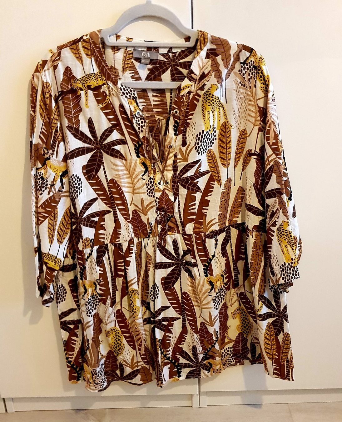 C&A Camicette: C&A Bluse Grösse EUR 48 – Nuovo (secondo la descrizione) da Lostorf venduto da Montymonk