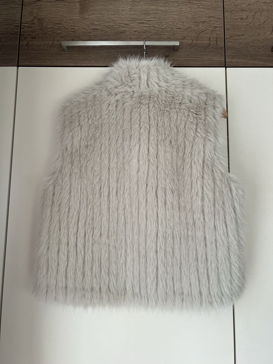 Gilet & Giacche senza maniche: Neues Gilet mit Kunstfell – Nuovo (secondo la descrizione) da Döttingen venduto da Steinklopferin 1
