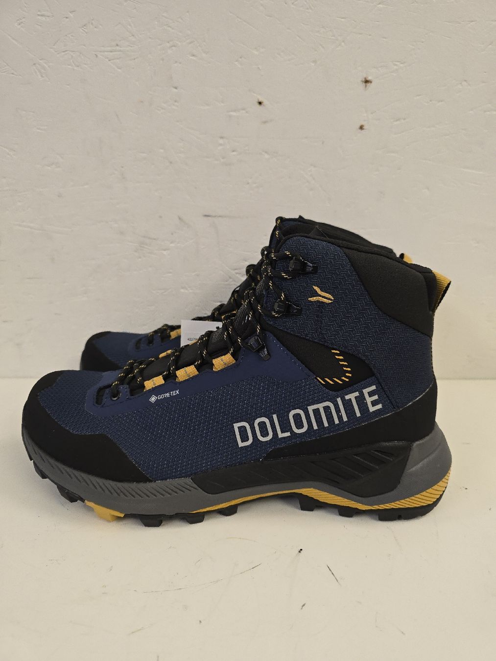 Dolomite Scarpe da uomo: Chaussures neuves Dolomite Gore Tex, taille 42 – Nuovo e nell'imballaggio originale da Sugiez venduto da factorysportoutlet 2