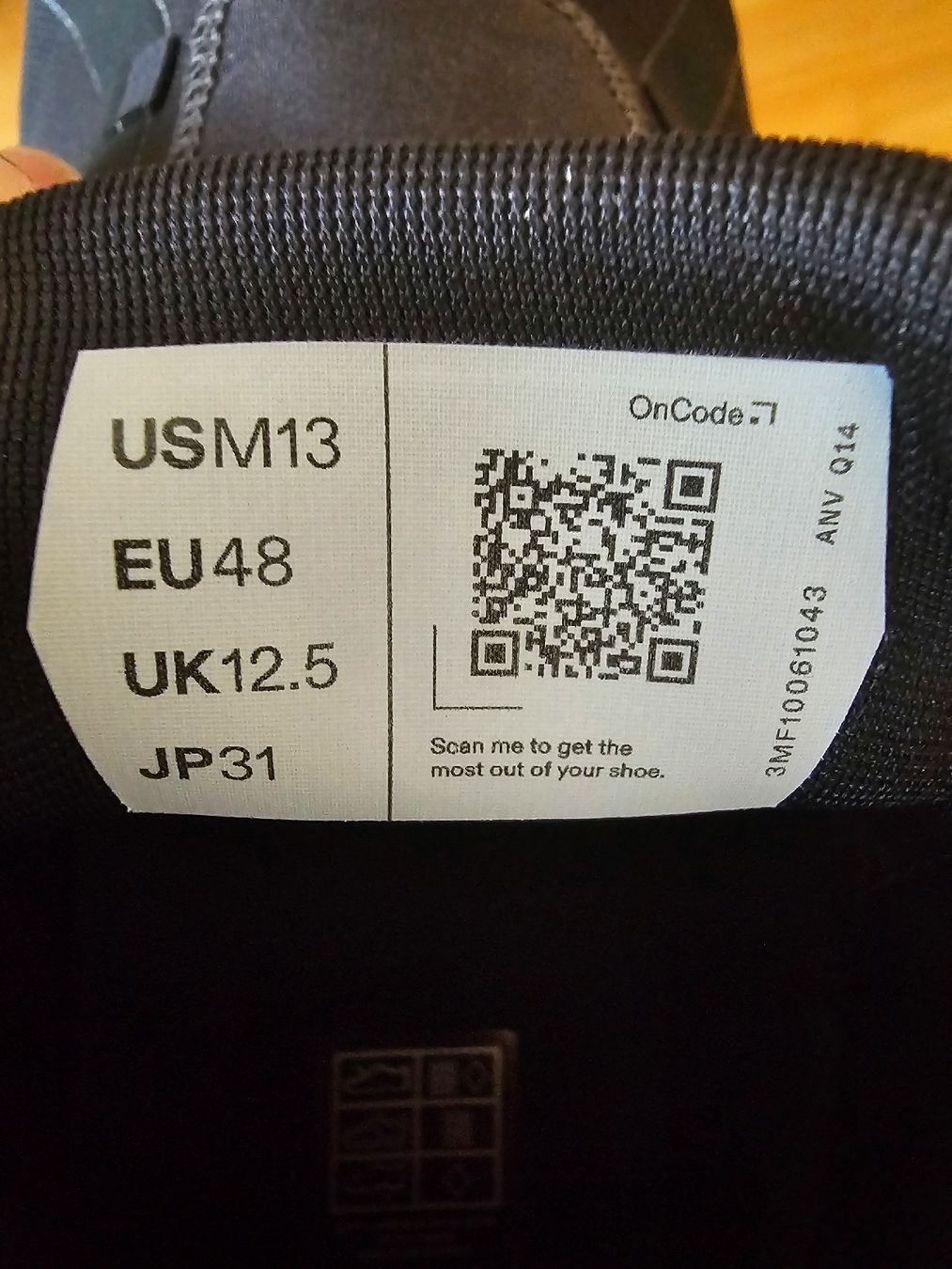 On Scarpe da uomo:  Cloud 6 Waterproof – Nuovo (secondo la descrizione) da Oberdiessbach venduto da Suomi69 3