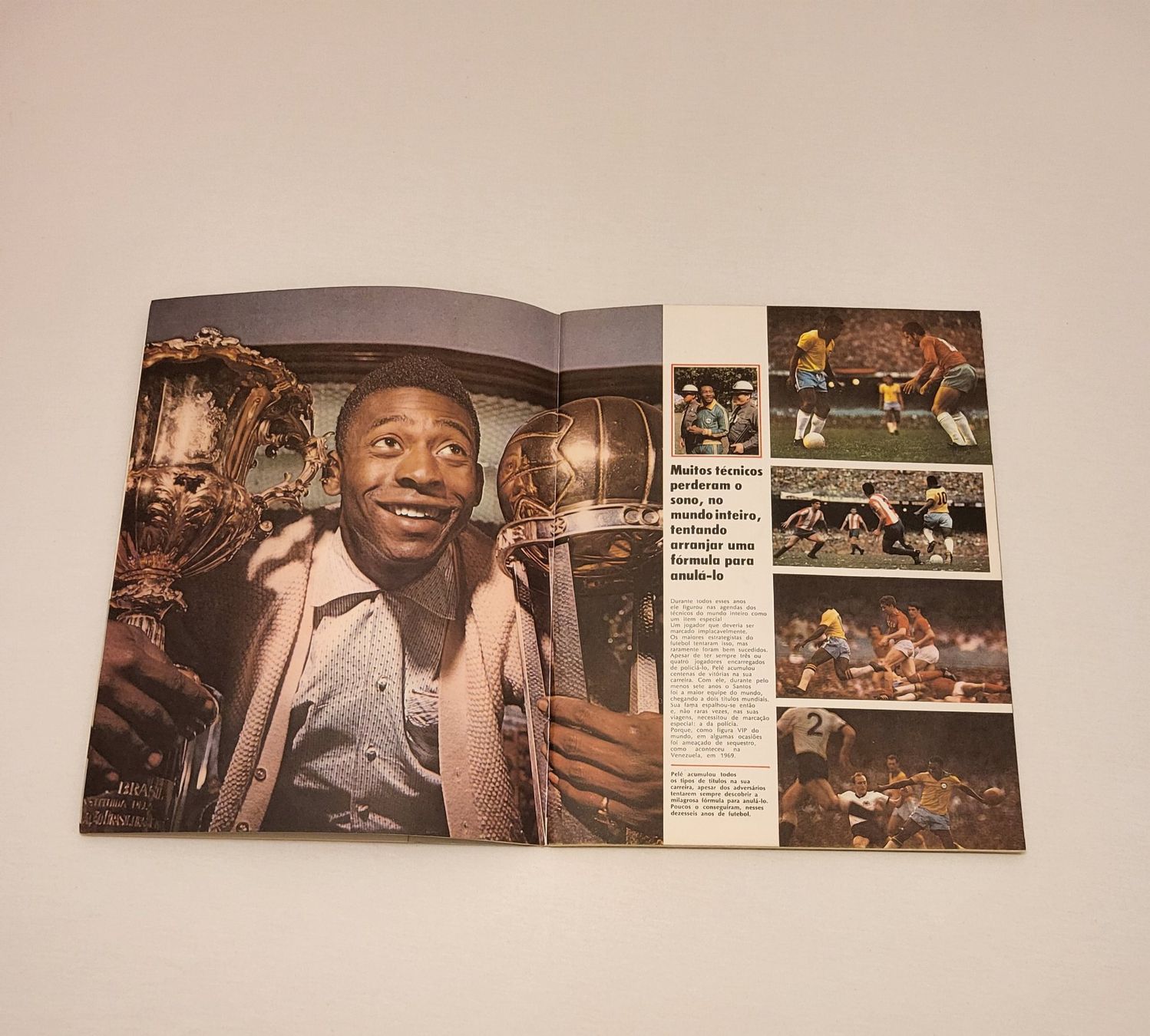 Autografi: Pelé => Manchete - Vida e gloria de Pelé mit Platte – Usato da Zürich venduto da Roberto040 4