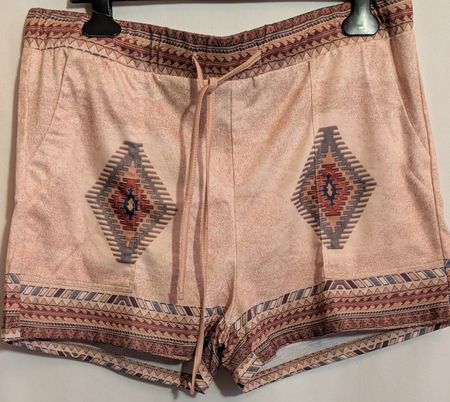 Shorts kurze Hosen Ethno Bohemian beige Gr. M
